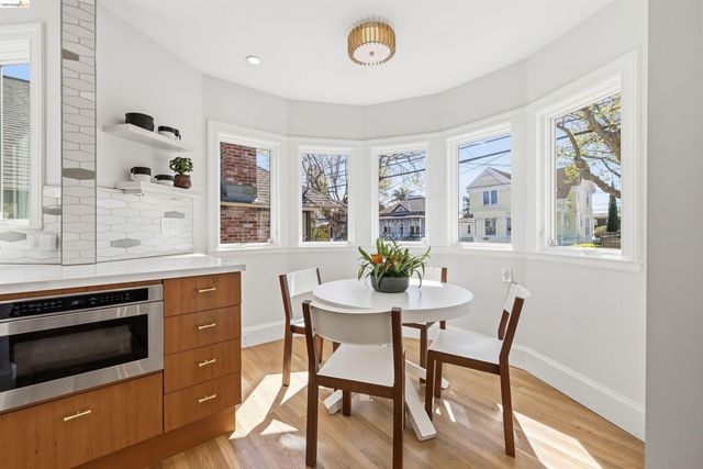 3235 Central Ave, Alameda, CA 94501