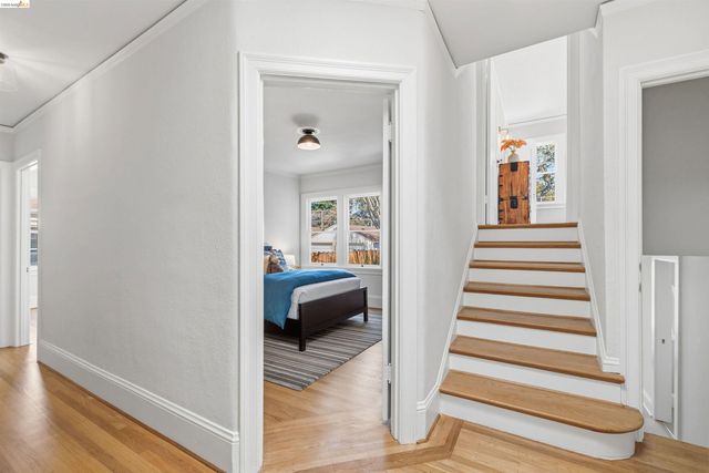 3235 Central Ave, Alameda, CA 94501