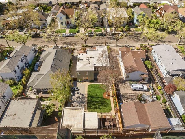 3235 Central Ave, Alameda, CA 94501