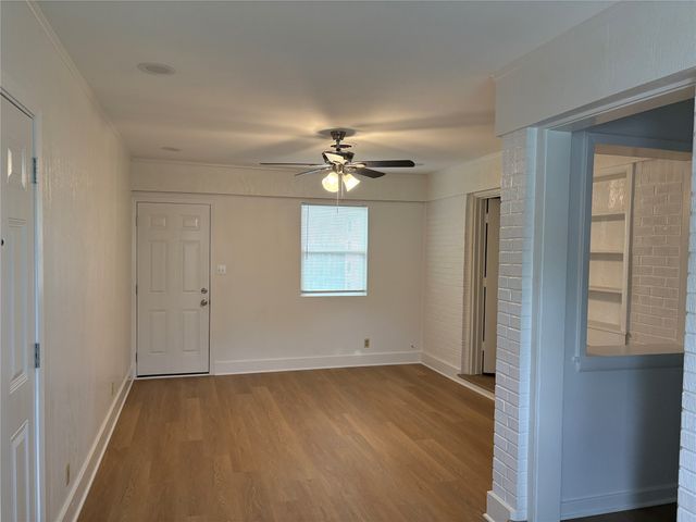 3601 Slade Boulevard, Fort Worth, TX 76116