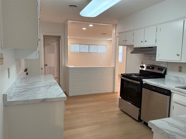 3601 Slade Boulevard, Fort Worth, TX 76116