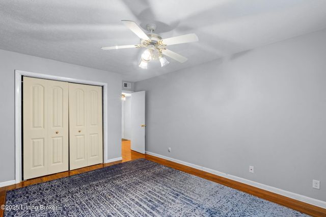 1935 Gardiner Ln G97, Louisville, KY 40205