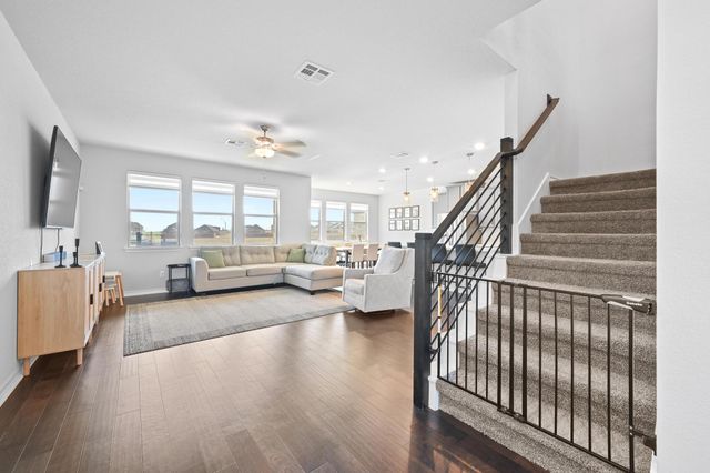 116 Small Seed DR, Buda, TX 78610