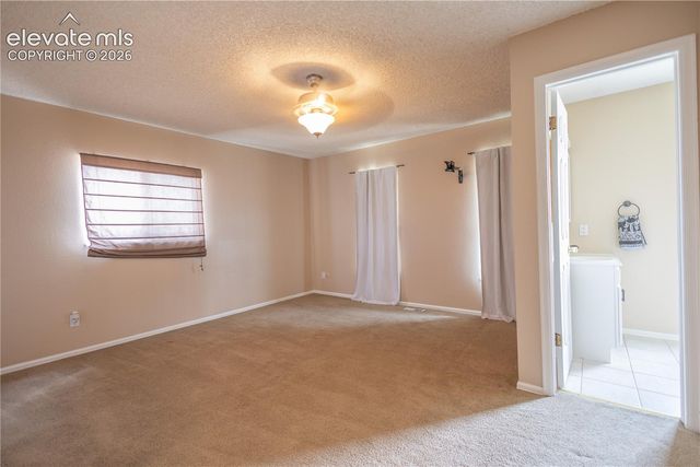 1309 Kingsroyal Boulevard, Pueblo, CO 81005
