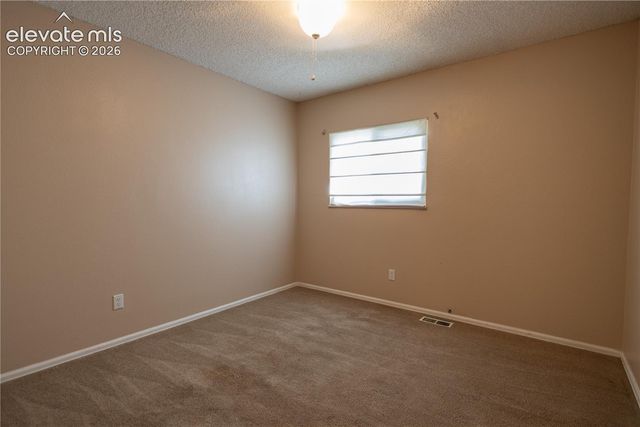 1309 Kingsroyal Boulevard, Pueblo, CO 81005