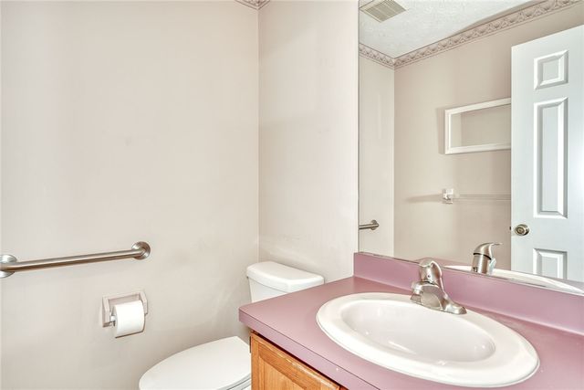 291 Deerhurst Lane, Webster, NY 14580