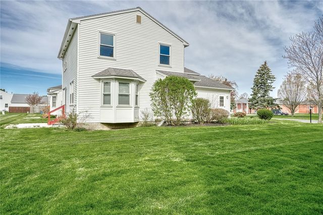 291 Deerhurst Lane, Webster, NY 14580