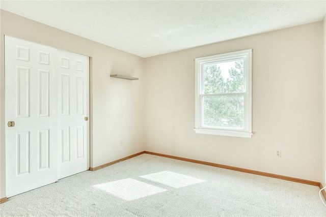 291 Deerhurst Lane, Webster, NY 14580