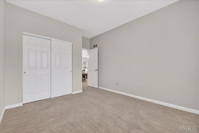 853 Wellesley Place Drive, Chesterfield, MO 63017