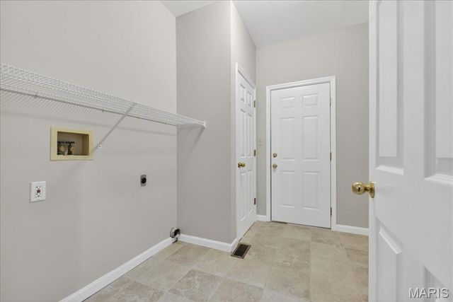 853 Wellesley Place Drive, Chesterfield, MO 63017
