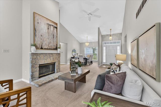 853 Wellesley Place Drive, Chesterfield, MO 63017