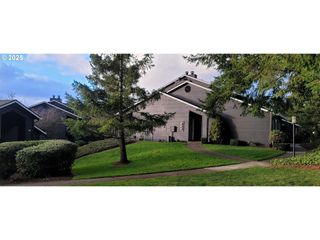 9380 Sw 146TH Ter 2, Beaverton, OR 97007