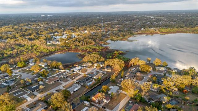 1210 LADY ELAINE DRIVE, Valrico, FL 33594