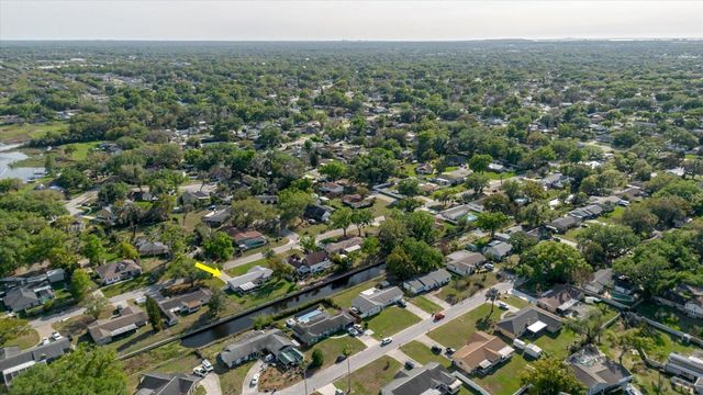 1210 LADY ELAINE DRIVE, Valrico, FL 33594