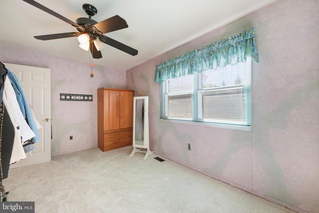 1265 BARCLAY CRES, Yardley, PA 19067