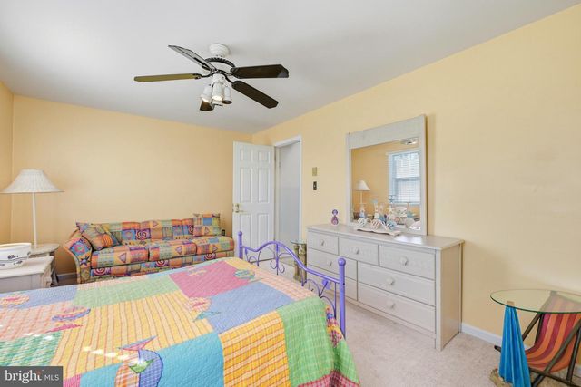 1265 BARCLAY CRES, Yardley, PA 19067