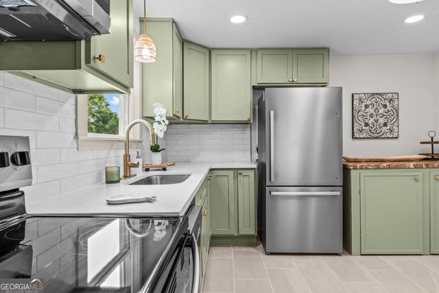 492 Clover Street, Athens, GA 30606
