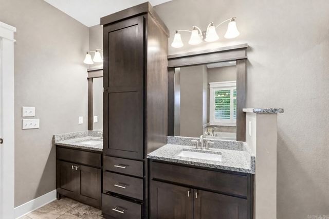 225 Vintage Cove, Conway, AR 72034