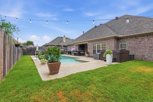 225 Vintage Cove, Conway, AR 72034