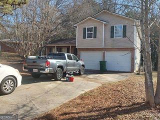 4957 N Redan Circle, Stone Mountain, GA 30088