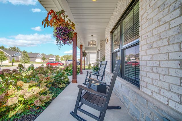 11435 Mcintosh Lane, Schererville, IN 46375