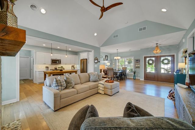 11435 Mcintosh Lane, Schererville, IN 46375