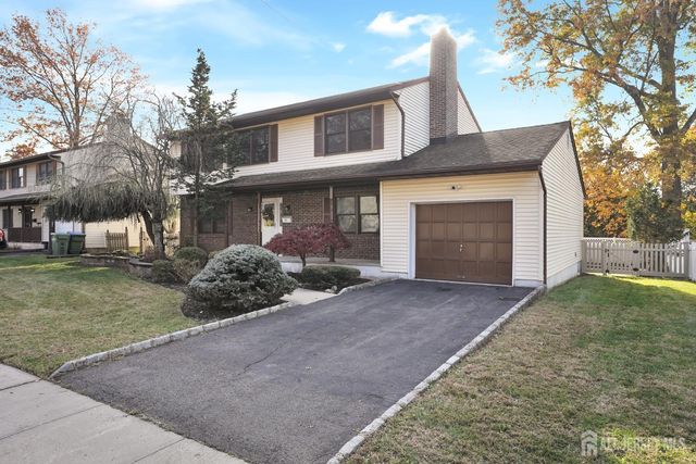 11 LENOX Street, Edison, NJ 08817
