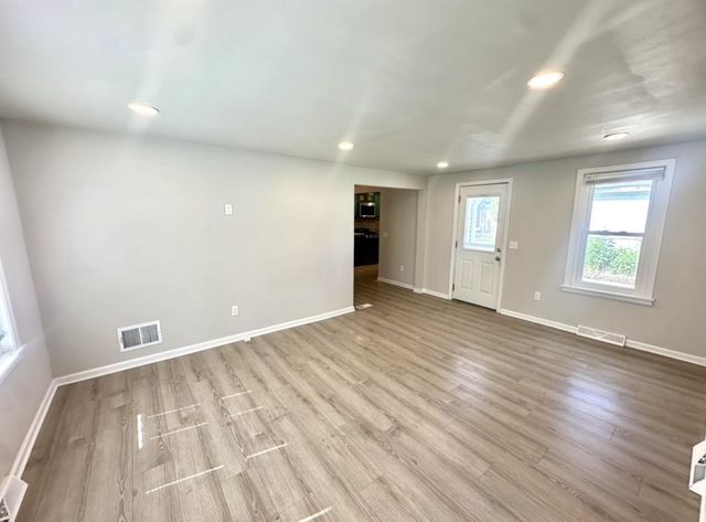 1841 Heath Avenue, Madison, WI 53704