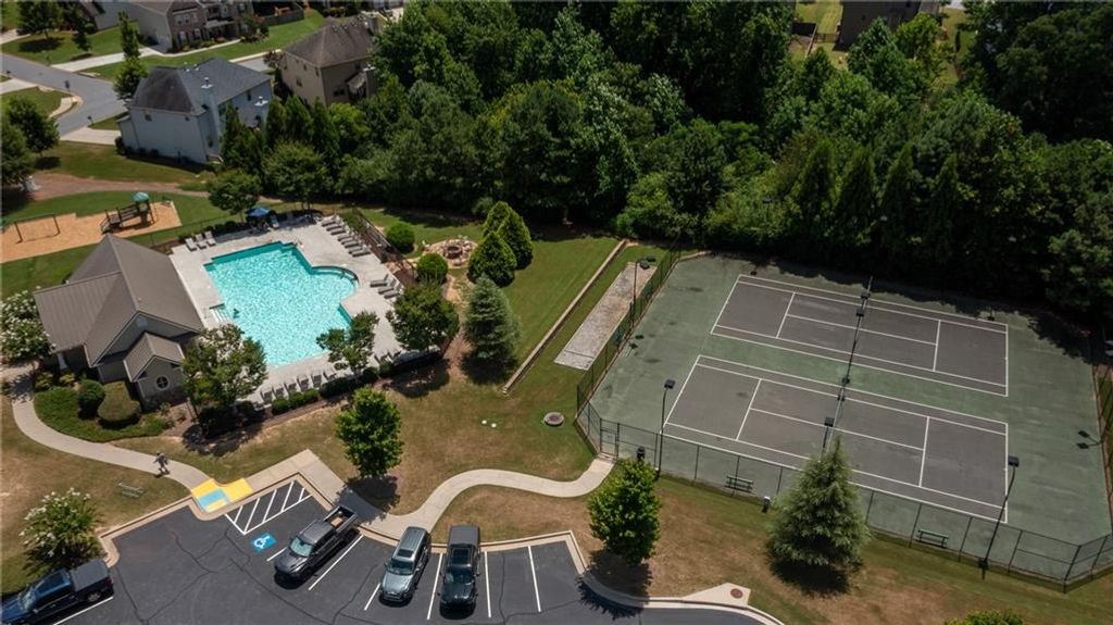 Image 43 of property listing at 5325 Winding Lakes Drive, Cumming, GA 30028