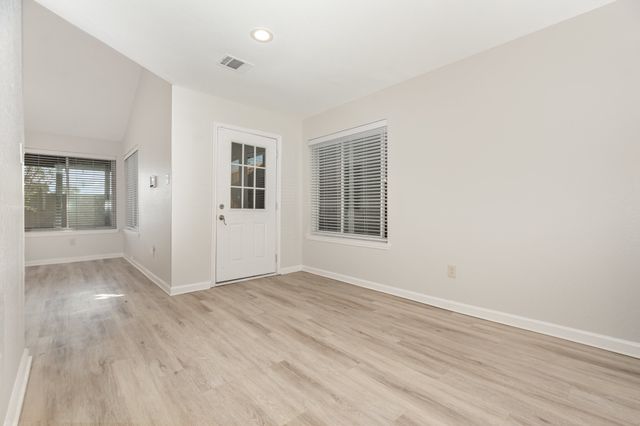 3929 Cochise Drive, Balch Springs, TX 75180