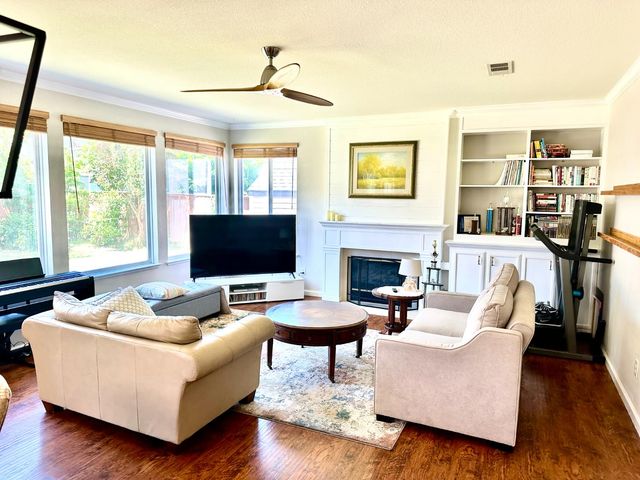 10421 Almanor Cir, Stockton, CA 95219