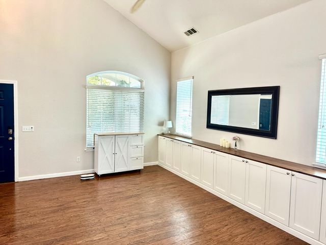 10421 Almanor Cir, Stockton, CA 95219
