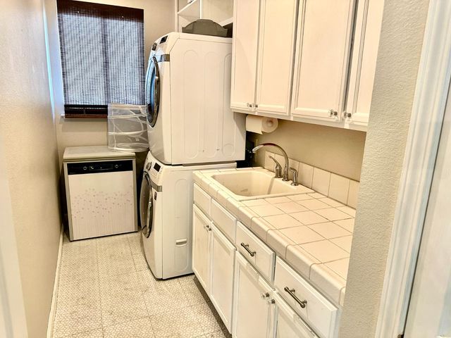 10421 Almanor Cir, Stockton, CA 95219