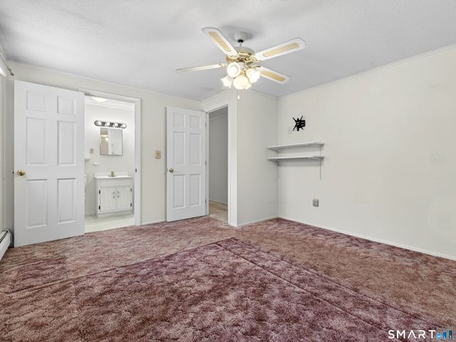 8 Lapstrake Court, Groton, CT 06355