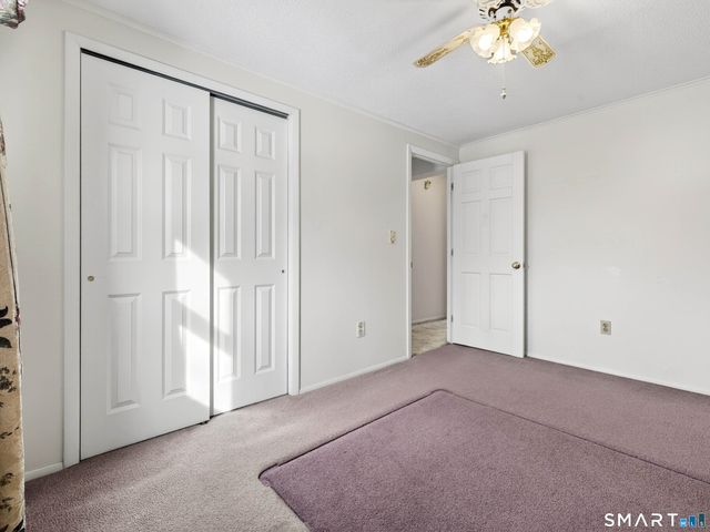 8 Lapstrake Court, Groton, CT 06355