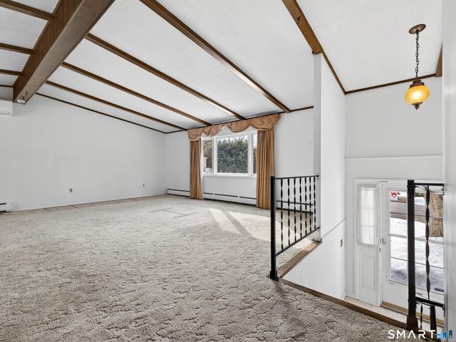 8 Lapstrake Court, Groton, CT 06355