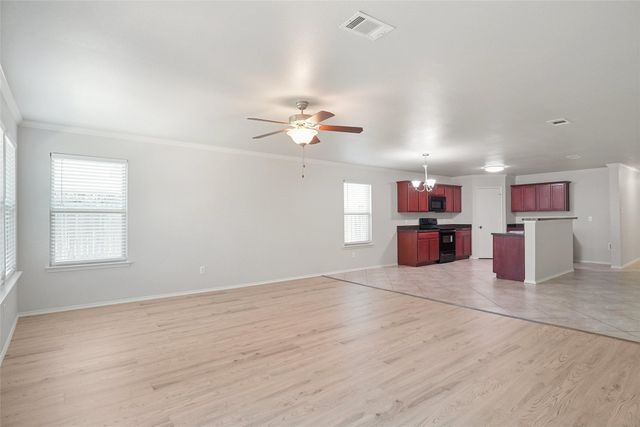 532 Stirrup Bar Drive, Fort Worth, TX 76179