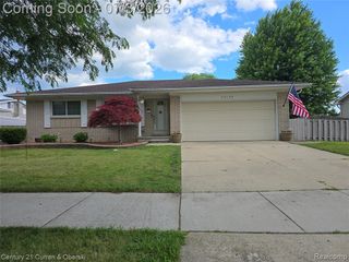 22139 Reinhardt Street, Trenton, MI 48183