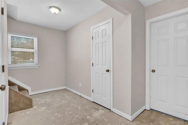 2 7th Street, Center Moriches, NY 11934