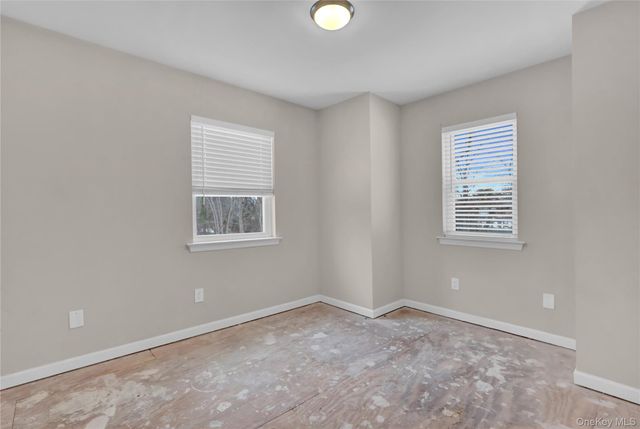 2 7th Street, Center Moriches, NY 11934