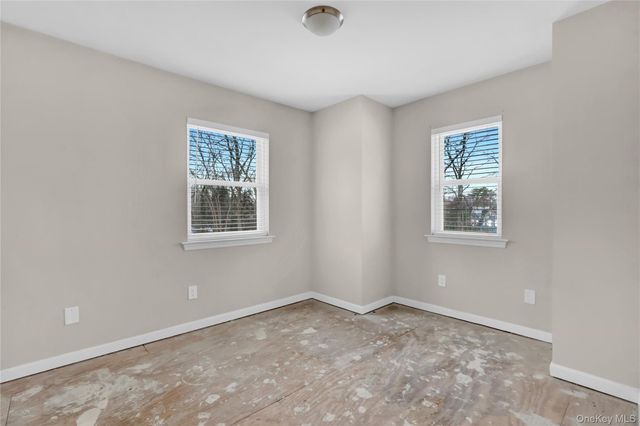 2 7th Street, Center Moriches, NY 11934