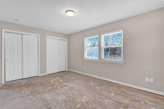 2 7th Street, Center Moriches, NY 11934