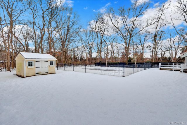 2 7th Street, Center Moriches, NY 11934