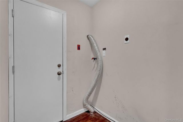 2 7th Street, Center Moriches, NY 11934