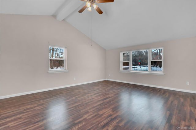 2 7th Street, Center Moriches, NY 11934