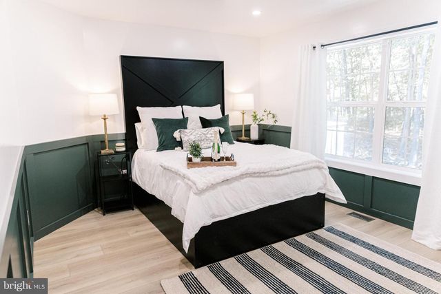 268 DOGWOOD DR, Mount Jackson, VA 22842