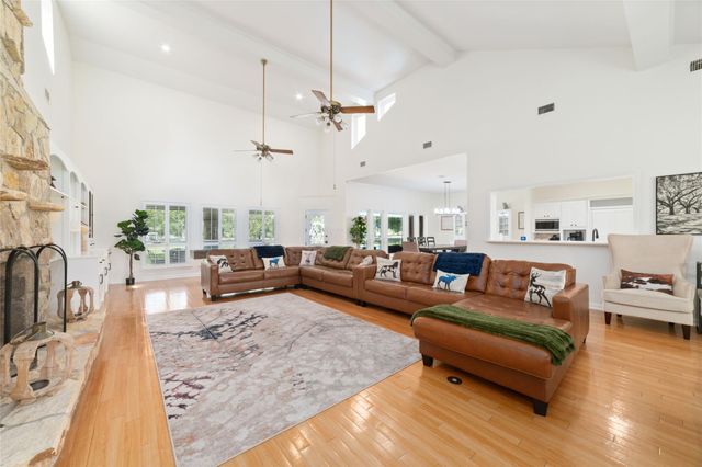 601 Brandon Road, Conroe, TX 77302