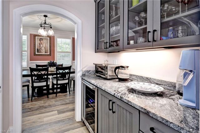 100 W Links, Williamsburg, VA 23188