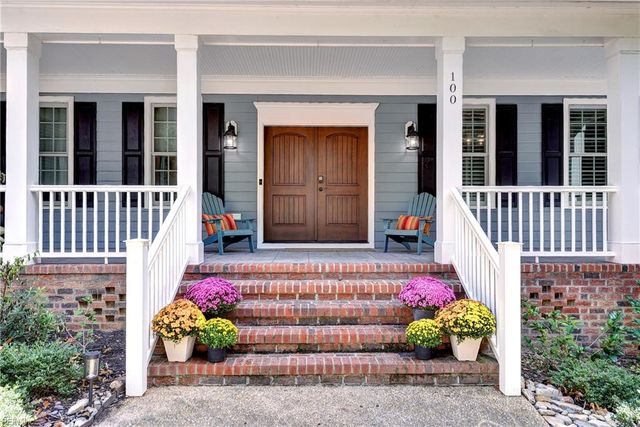 100 W Links, Williamsburg, VA 23188