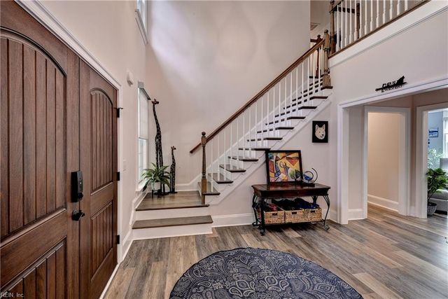 100 W Links, Williamsburg, VA 23188